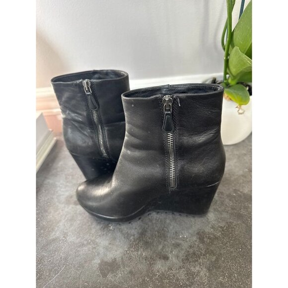 Prada wedge ankle boots size 6.5 - Picture 6 of 9